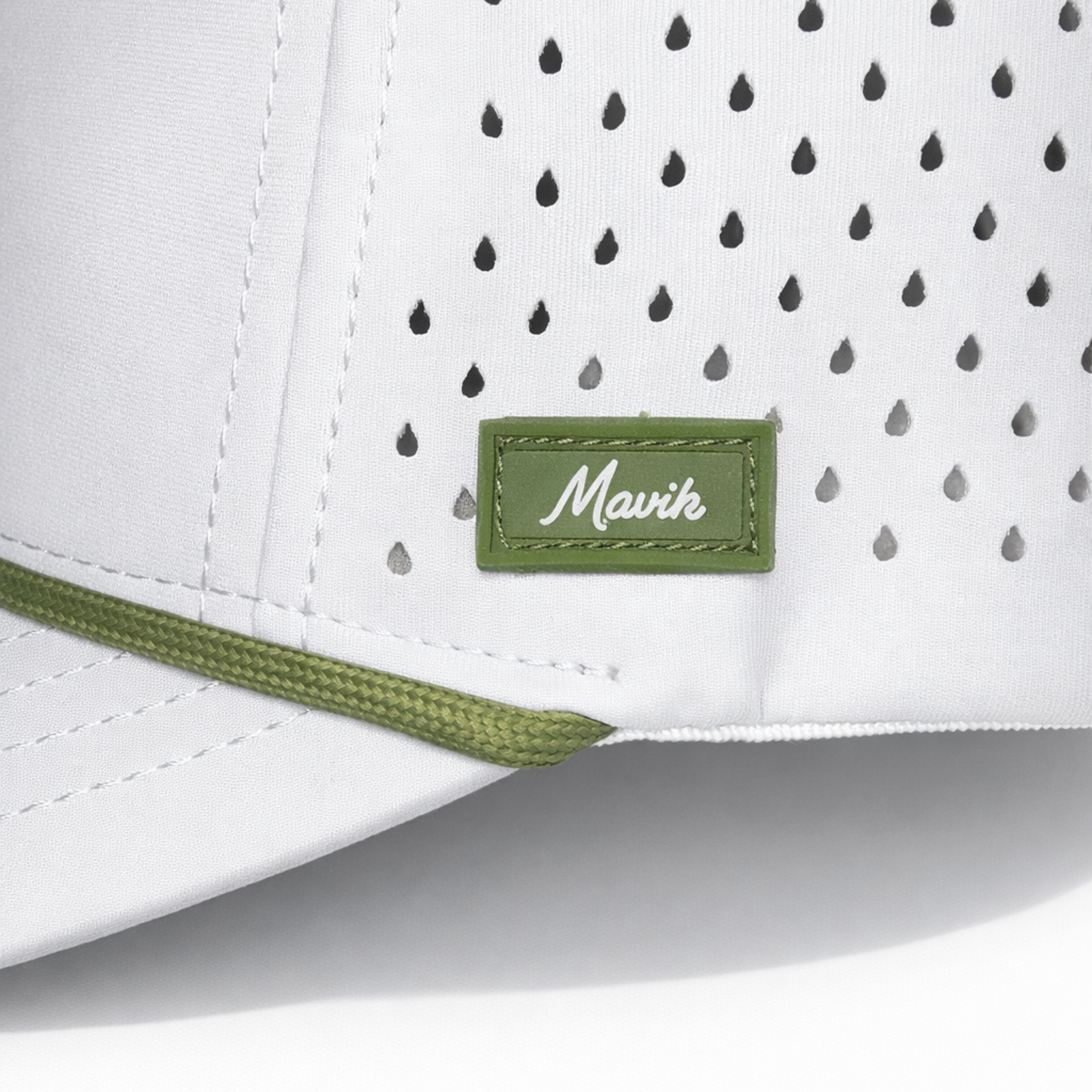 Mavik Performance Golf Hat - White / Green